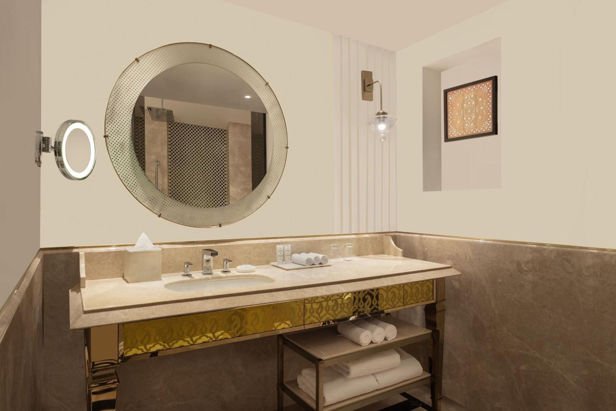 Itc Narmada, A Luxury Collection Hotel, อาเมดาบัด ภายนอก รูปภาพ